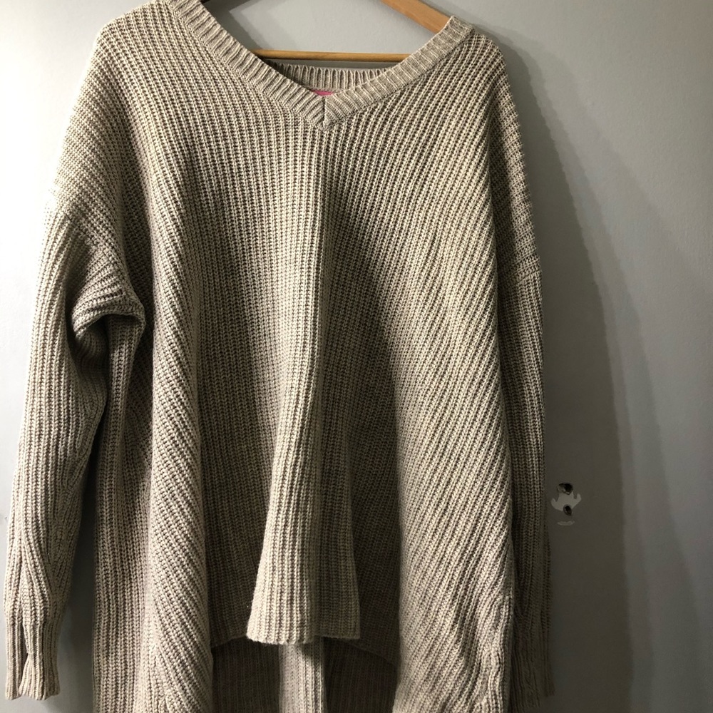 Oversized comfy sweater!